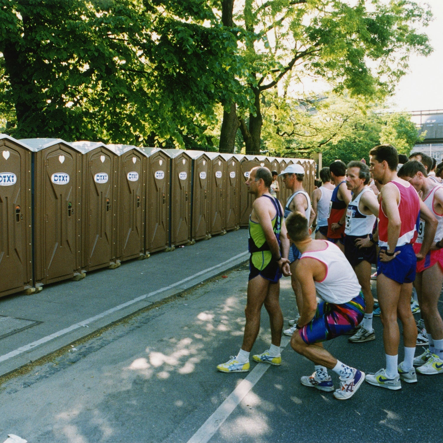 How Do Marathon Runners Go to the Bathroom